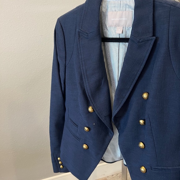 Banana Republic Jackets & Blazers - Banana Republic Navy Blazer with gold bottons